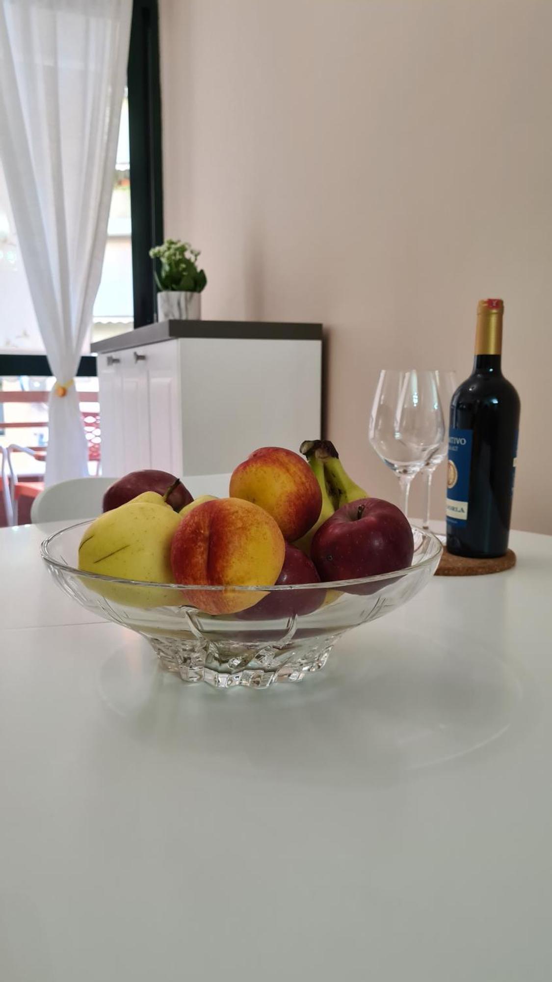Family-Friendly Apt At 21 Dhjetori W/Self Check-In Tirana Exterior photo